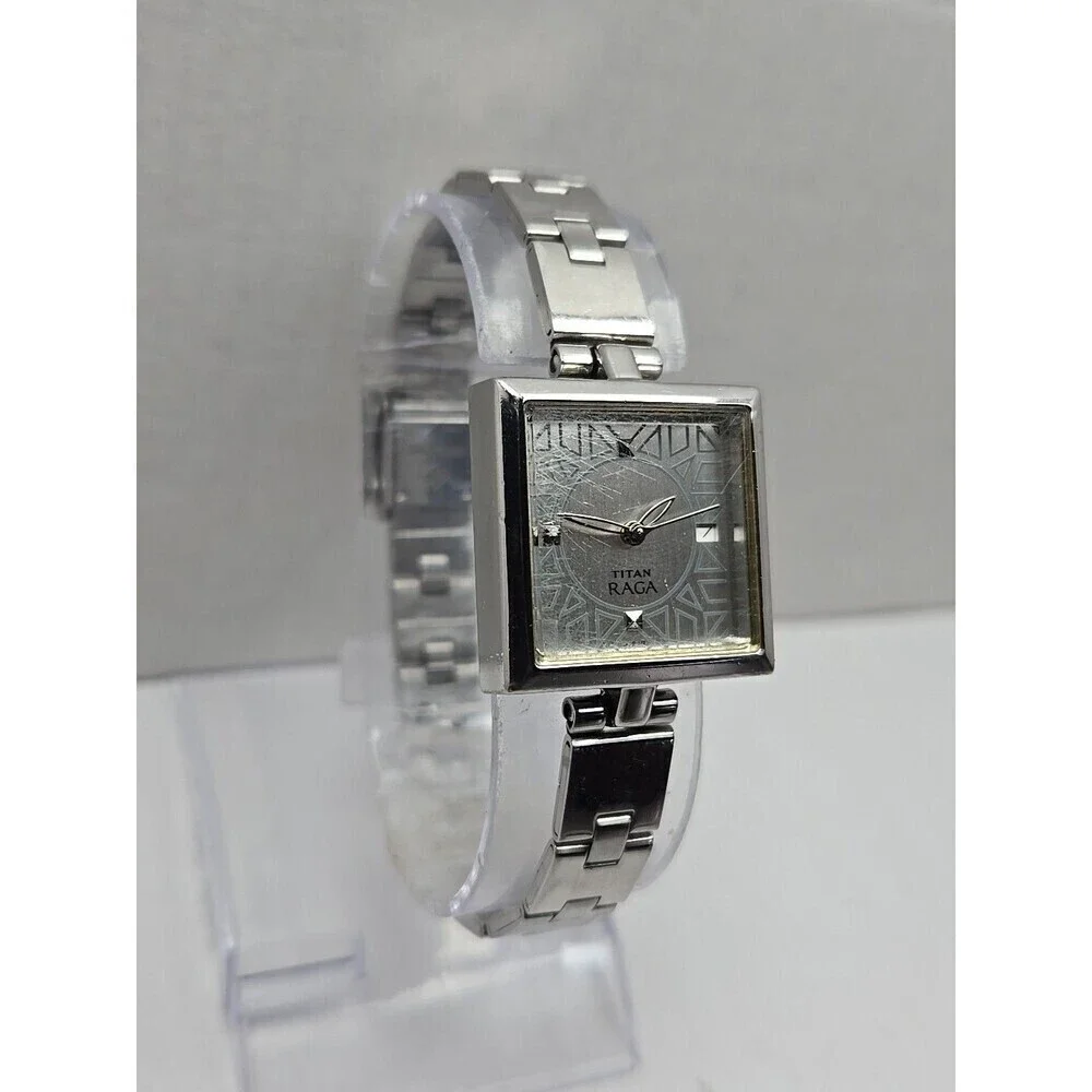Titan Raga 2509SAA Womens Square Silver Dial Bracelet Quartz Watch New Battery
